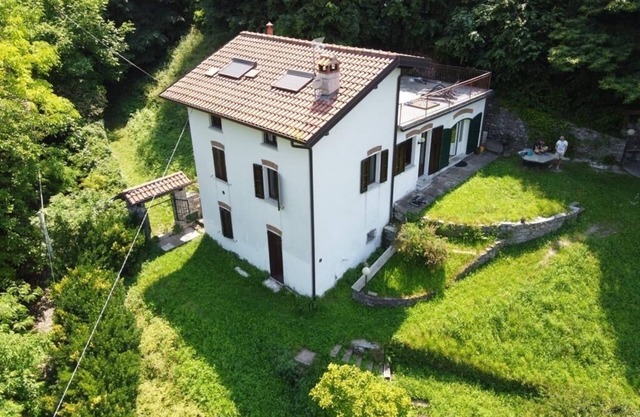 Villa Milena surrounded by greenery