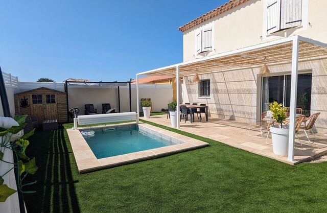 Villa Moderne 121 M2, 8 Personnes, Piscine, Aire de Jeux. Proche mer et Rivière