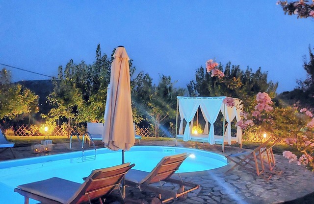 Villa Nafplion Private pool/garden/bbq, a/c, wifi, 5' sea