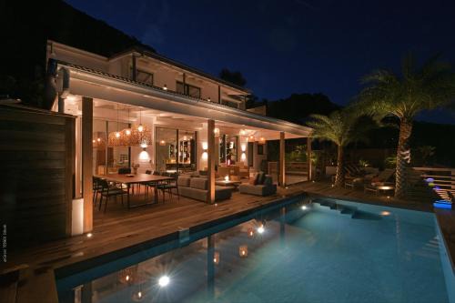 Villa Nagabaaja near Anse des Cayes - 230 m² with pool