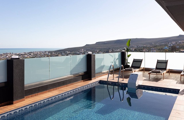 Villa Nero with private pool