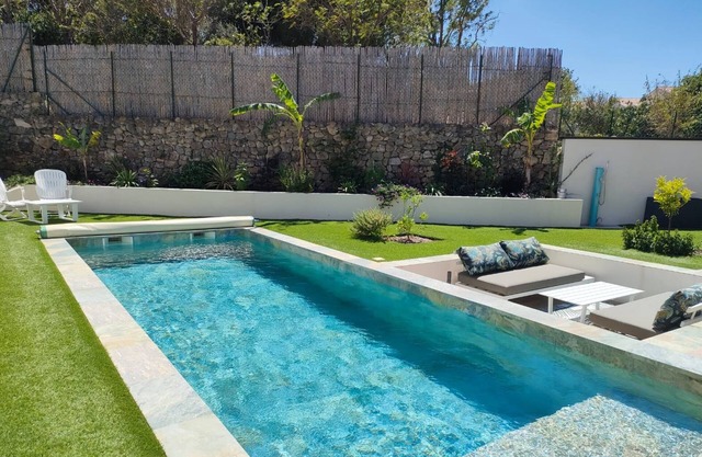 Villa Neuve Avec Piscine Entre mer et Terre