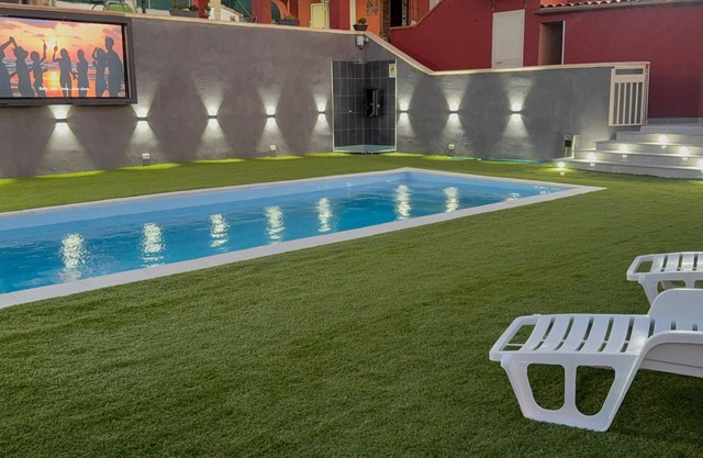 Villa "Nicolai - Piano Terra'" with Mountain View, Shared Garden and Pool