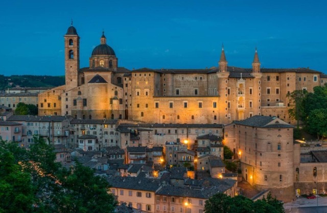 Villa panoramic pool, wifi, last minute. Marche, Italy. Suitable for Groups