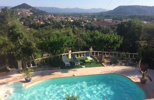 VILLA PANORAMIC VIEW/COMFORT/CALM/MAXI PRIVATE POOL/ENCLOSED GARDEN/SEA 30 KM AWAY