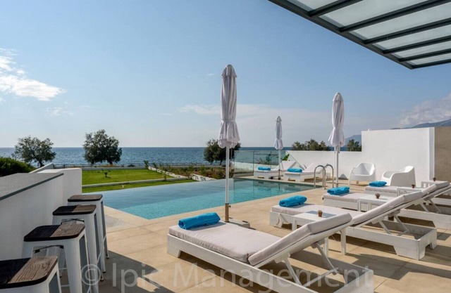 Villa Pelagia · Seafront VILLA PELAGIA "SUPERB" New listing2021