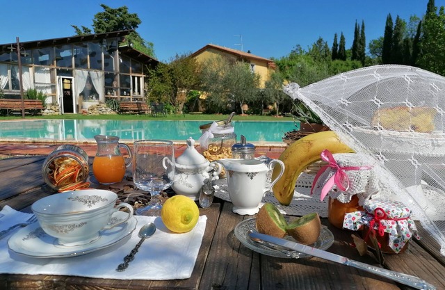 Villa Piandarca-Tuscany-Chianti-Private pool, is close to Florence Siena Arezzo