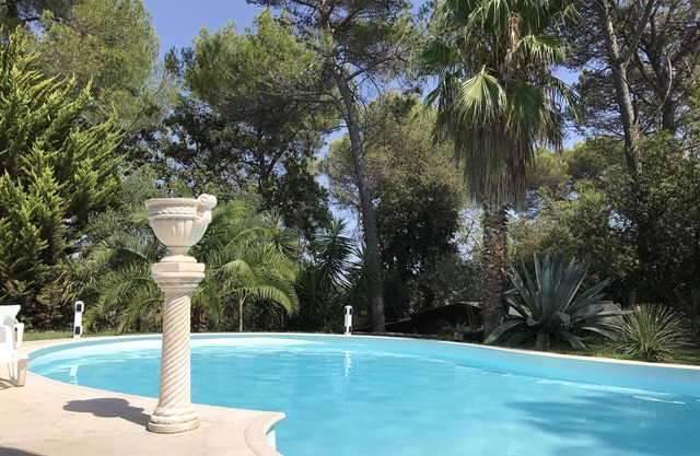 Villa, Pool and Jacuzzi ds idyllic, quiet, gd garden, beautiful view