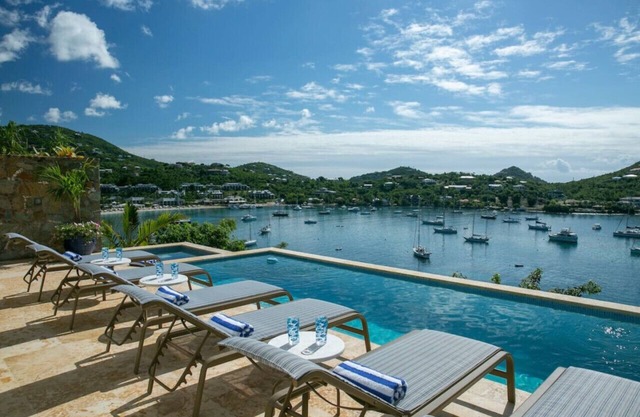 Villa Royce -Defining Luxury-Pool-Tesla backup power!