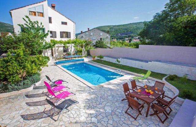Villa Roza - Studio Apartment with Balcony
