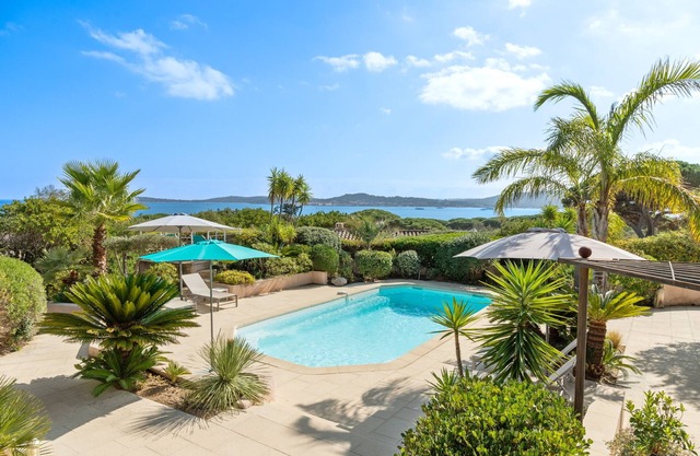 VILLA SEA VIEW BEAUVALLON GOLF SAINT TROPEZ