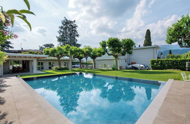 Villa 'Serenità - Porto Portese' with Private Pool, Private Terrace and Air Conditioning