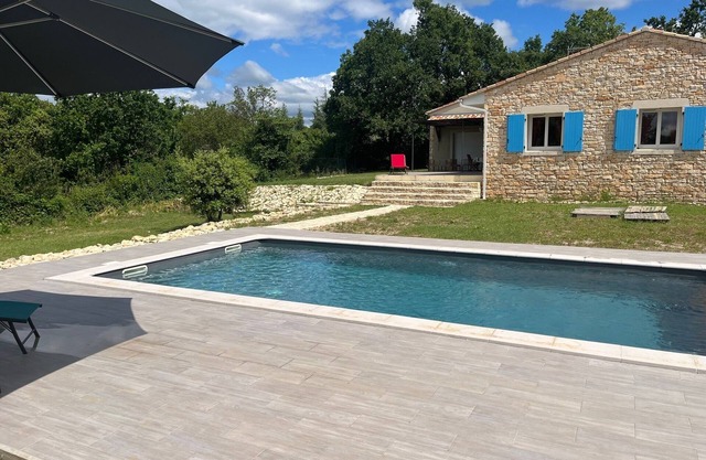 Villa Spacieuse Avec Piscine, 3 Chambres, Proche Ardèche, Grotte Aven D'orgnac