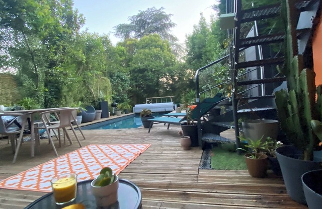 Villa stone heated pool Bordeaux unesco