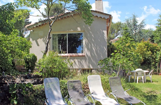 VILLA STUDIO BETWEEN NICE AND CANNES