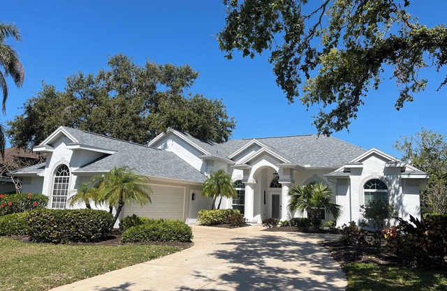 Villa Summerwind Bradenton 3 bed/2 bath pool home