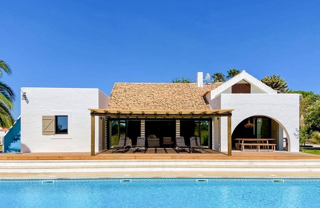 Villa Tareija - Three Bedroom Villa, Sleeps 6
