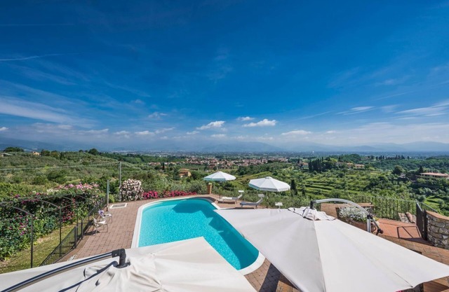 Villa Topazio - Seven Bedroom Villa, Sleeps 14