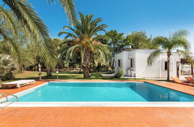 VILLA TWO SORDS, with swimming pool, olive grove, orchard, tropical garden!