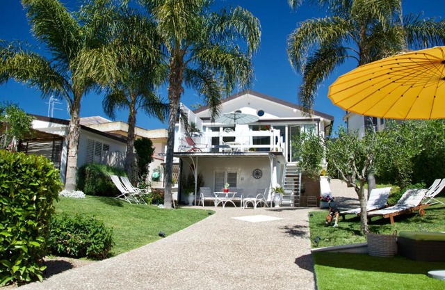 Villa Volli Three Rooms