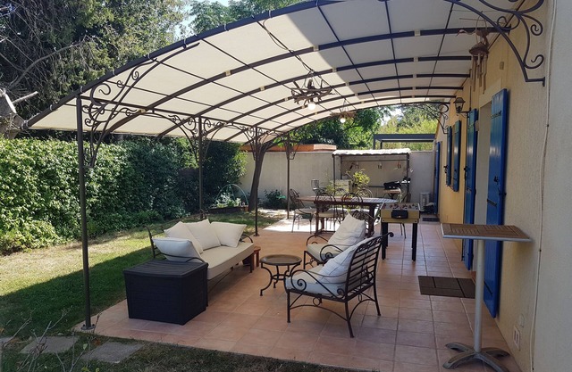 Villa with all comforts, swimming pool, air conditioning, beautiful garden!