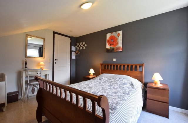 Villa with Guest House & Sauna