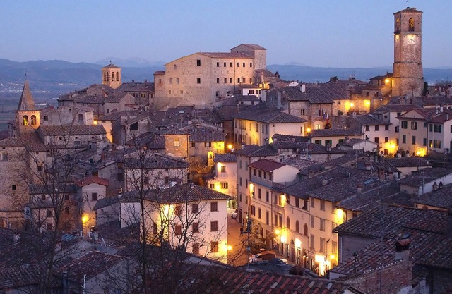 Villa With Private Pool In The Tuscan Hills East Of Florence, no pets.