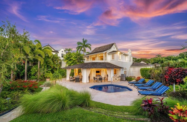 Villa with Pool and Golf Views - Villa Grove