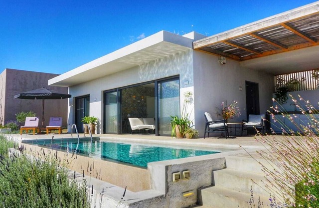 Villa with private pool, 3 bedrooms at walking distance to center town and beach