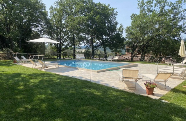 Villa with private pool between the wine cellars of Bolgheri and the beaches of Baratti