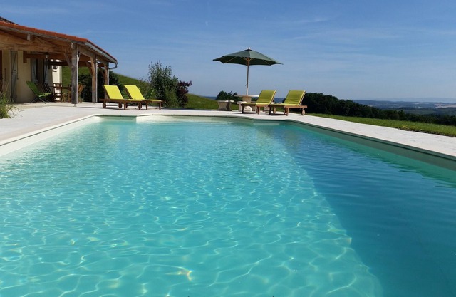 Villa with Private Pool, Spectacular Views, Secluded peaceful rural surroundings