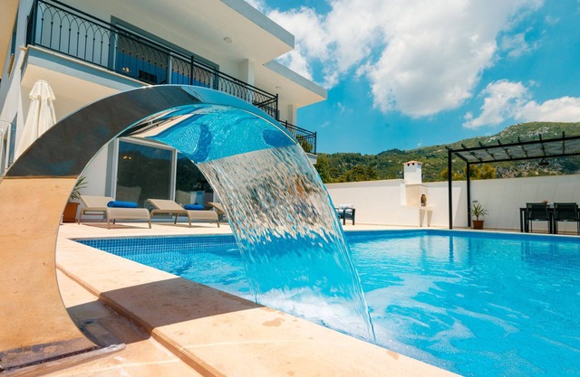 Villa Zia - Countryside and Sea Views