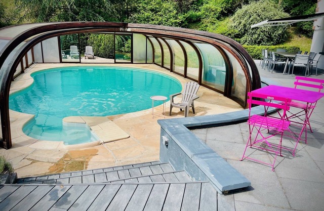 Villa250m SWIMMING POOL chauffée❄️SPA❄️sauna❄️babyfoot❄️Kota-grill