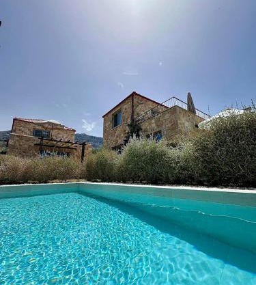 VILLAS BALATSOURAS