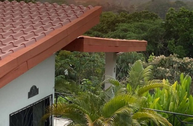 Villas Lambeau #1 Ocean View - Fiber Optic/1BR 1 BA