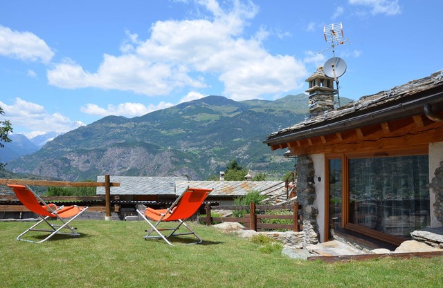 Villetta con giardino e panorama incantevole