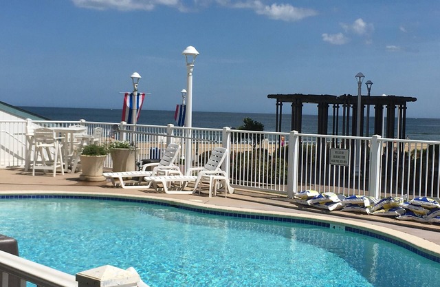 Virginia Beach Oceanfront Studio, Boardwalk, Beach, Pool