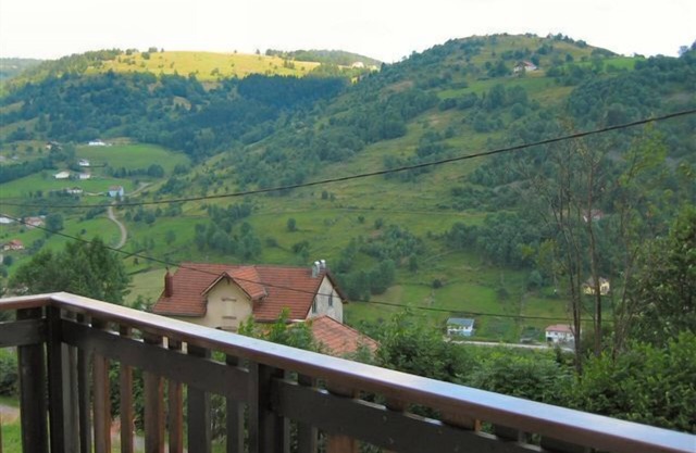 Vosges La Bresse hosts alt. 800m comfortable cottage 10 people 5 bedrooms