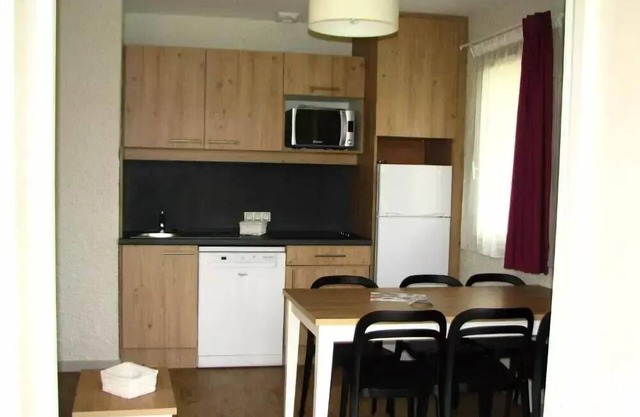 VVF Burgundy Auxois Morvan * - 3 Room Gite 6 People 1 baby Bramble