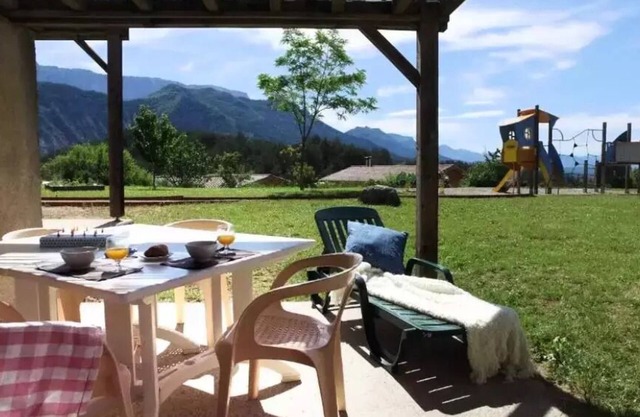 VVF Sud Vercors* - 3-Room Cottage 6 People 1 baby