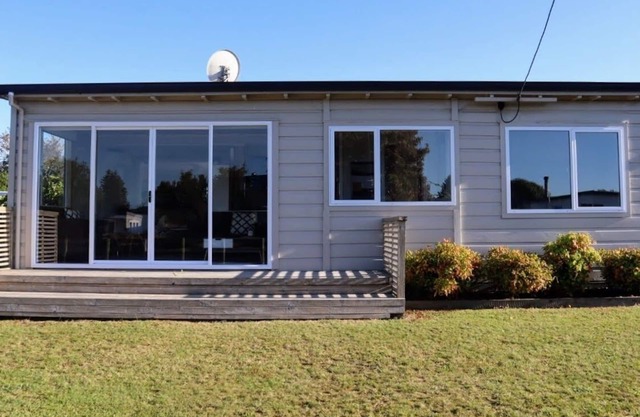 Waipoua Lake House