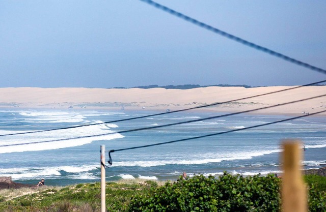 Walk on Birubi, 1/40 Ocean Ave - WIFI, Boat Parking & Water Views