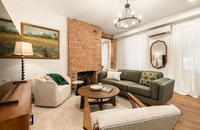 Walk to ALL | Washington Park | Gorgeous 2BR Condo
