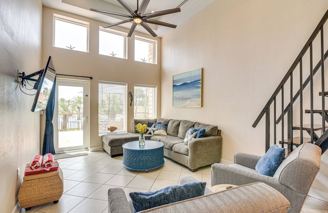 Walk to Beach: Pool-View Condo in Galveston!