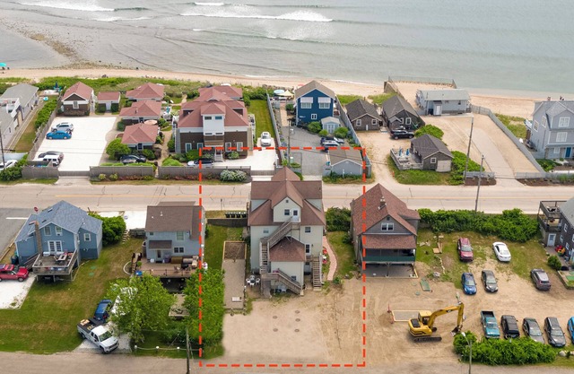 Walk to Beach Surf or Swim The Marilla at Matunuck 2 Beds 1 Bath