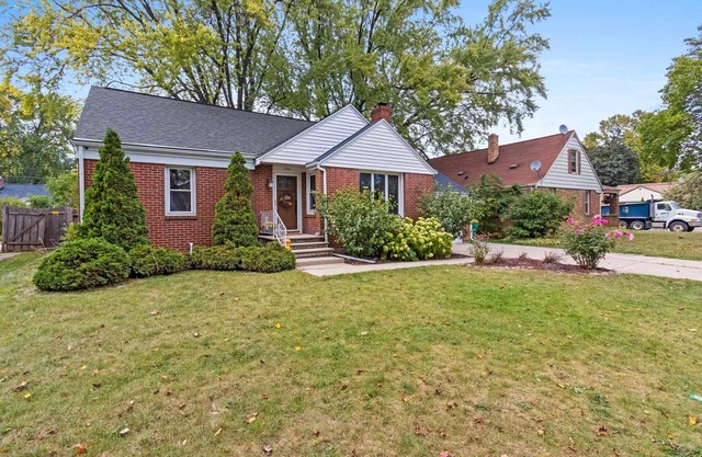 Walk to Lambeau! - Bart Starr 3 Bedroom house near Marquette Park