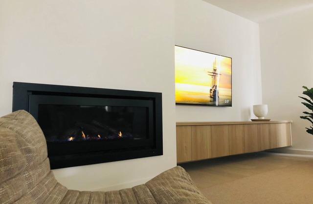 walk to the pool/shops/park 5 min drive to Sovereign Hill nPerfect Summer Stayn