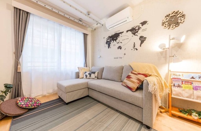 Walk to Ueno & Akiba, 5mins to Station, Free Wifi, Max 8 Ppl