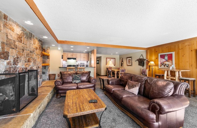 Walking Distance to Keystone Conference Center, Mountain Views