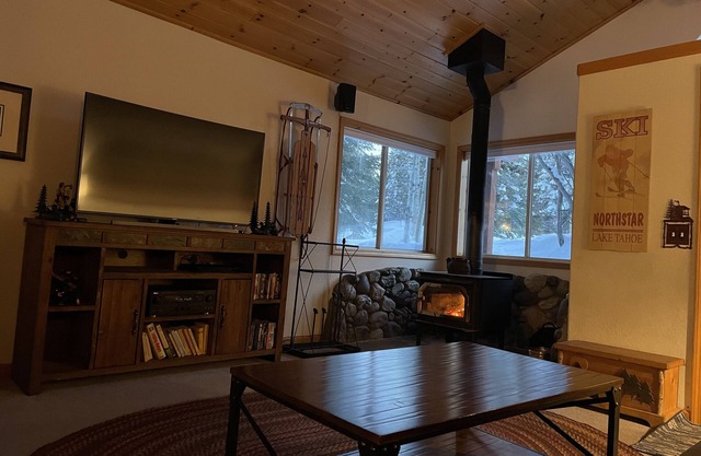 Walking Distance to TD Ski Hill